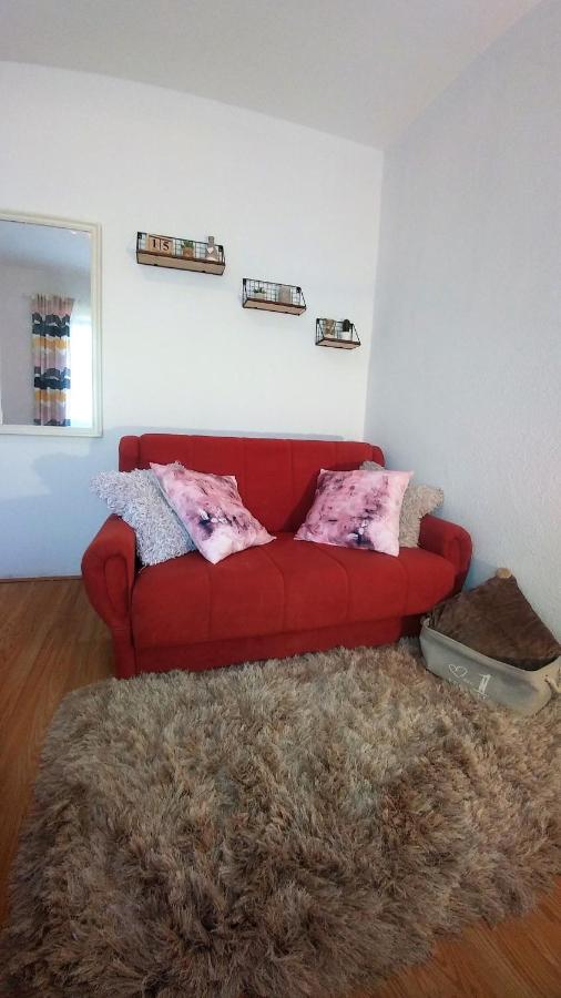 Apartments Pipi Pakoštane Εξωτερικό φωτογραφία