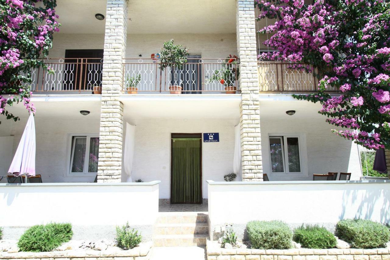Apartments Pipi Pakoštane Εξωτερικό φωτογραφία