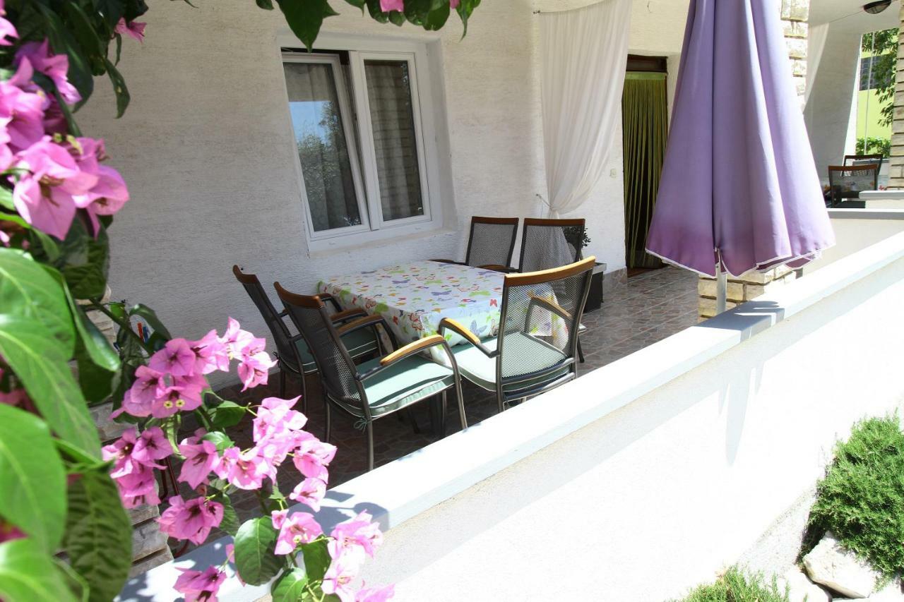 Apartments Pipi Pakoštane Εξωτερικό φωτογραφία